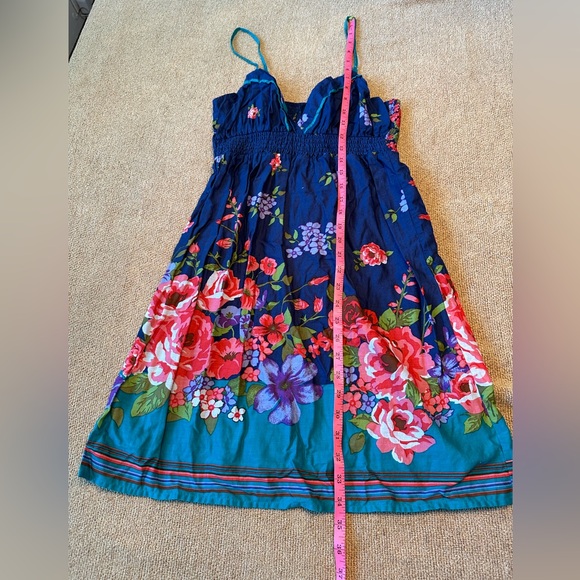 Forever 21 Floral Mini Dress size Medium - Picture 8 of 10